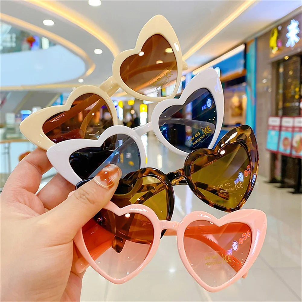 Fashion Heart Shap Cute Kids Sunglasses Big Frame Glitter Pink Summer Sun Shades Glasses Outdoor Eyeglasses UV400 Trend Eyewear